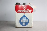 MEDALIST HIGH GRADE 2 GAL. MOTOR OIL CAN