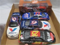 SELECTION OF TOY METAL RACE CARS