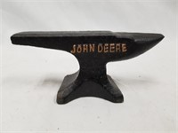 cast iron john deer anvil imported 5 1/2"