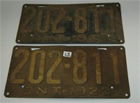 One Pair Ontario 1923 Licence Plates (202 811)