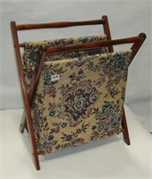 Vintage Fold Up Sewing/Yarn Stand