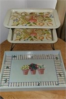 Lot of 2 metal trays and a wood tray