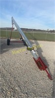 Hutchison 30' x8" truck auger, pto, very nice.