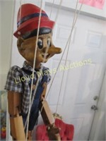 Pinochio Wood Puppet Toy & 10pc McDobnald's Toys