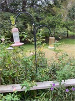 sheppards hook and bird feeder