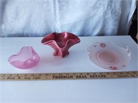 (3) Pieces Glass Pinks