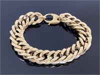 14kt Gold Bracelet.