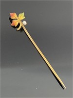 14kt Gold Stick Pin w/ Maple Leaf.