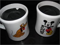 Disney NWT Mickey & Pluto Mugs w/ Lids