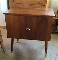 Wooden cabinet - pick up in WBL only