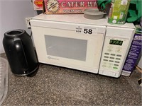 Microwave Oven