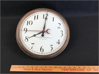 Vintage Warren Telechron glass faced clock