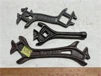 Wrenches- IHC 5282 D & R319, D&M,