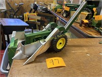 John Deere Tractor w/New Idea Corn Picker