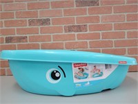 FISHER PRICE WHALE OF A TUB