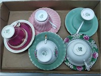 5 gorgeous Aynsley vintage cups and saucers