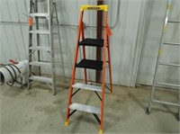Werner 5.5' Step Ladder