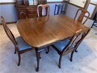 Pennsylvania House cherry dining room table/chairs