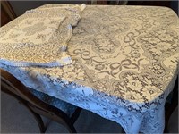 2 lace tablecloths