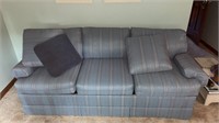 Berne furniture blue pull out couch