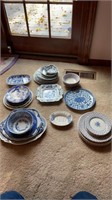 Assorted collectible plates & bowls