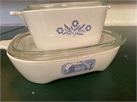 Set of 2 Corning Ware bowls w/lids