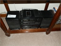 GE STEREO WITH CD PLAYER