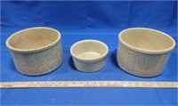 3 Stoneware Robinson Ransbottom Bowls