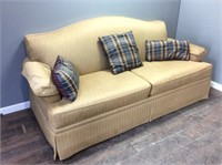 BASSETT FURNITURE CREAM COLOR SOFA