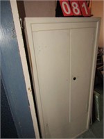 CABINET W/CONTENTS LOACTED UPSTAIRS BRING HELP TO