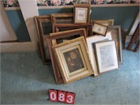 GROUP OF PICTURES AND FRAMES