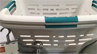 NEW Laundry Bins, Hangers & More M14G