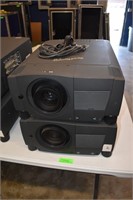 2- CHRISTIE ROAD RUNNER L6 5200 PROJECTOR