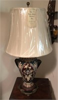 Vintage Ceramic Table Lamp w/Shade