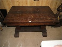 Vintage oak library table; measures approx. 42 in