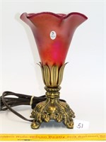 Fenton ruby red table lamp measures approx. 10 in