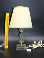 Small vintage glass lamp w/shade