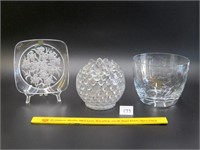 (3) Clear glass pieces including a rose bowl,