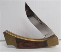 Browning USA single 3.5" blade pocket knife.