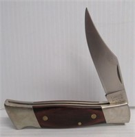 Camillus USA No. 4 single 4" blade pocket knife.