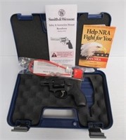 Smith and Wesson model Air Lite cal. .22 M.R.F. 7