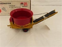 Haybuster H-1000 Tub Grinder, 1/32 scale with box
