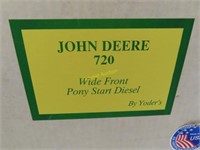 John Deere 720, 1/16 scale, front end needs work,