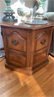 6 Sided side table, with two doors in the front,