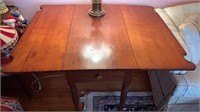 Antique pine dropleaf table, with scalloped edge