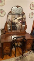 Art Deco vanity dresser with the original mirror