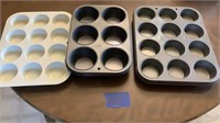 5 muffin pans