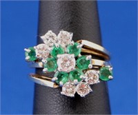 14KT YELLOW GOLD EMERALD & DIAMOND RING (7g)