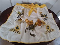Vintage  apron with rooster theme