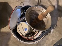 Assorted Lot of Kitchen Items